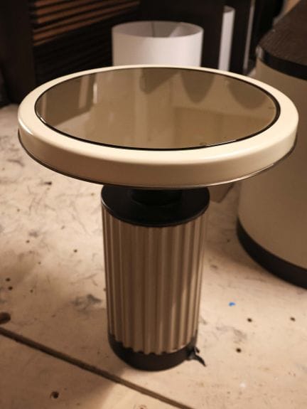 Oval side table made of wood, beige resin, metal, 