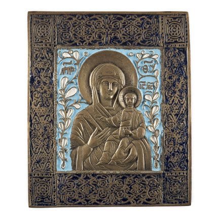 A BRASS AND ENAMEL ICON SHOWING THE MOTHER OF GOD 