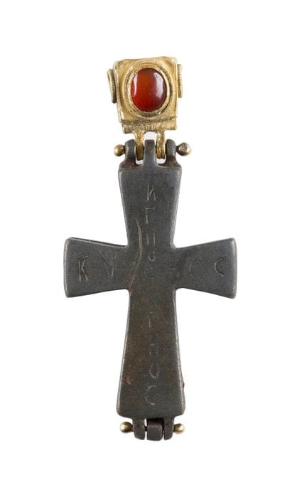A BRONZE ENCOLPION WITH GOLD SUSPENSION Byzantine,