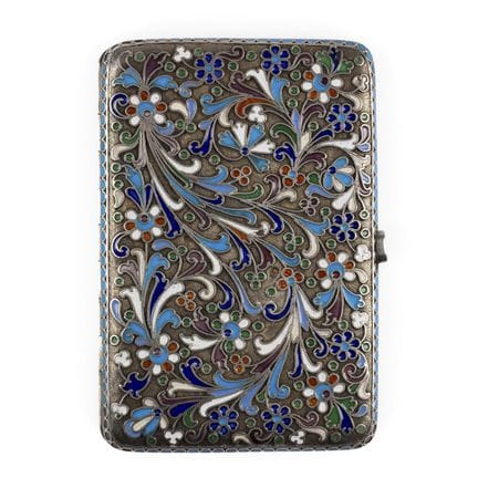 CABALLETE PARA CIGARRILLOS DE PLATA Y ESMALTE CLOI
