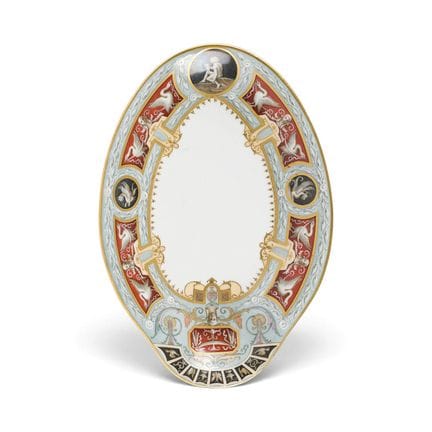 A FINE OVAL PORCELAIN SERVING PLATTER FROM THE RAP