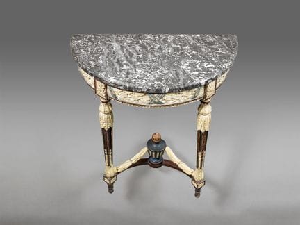 Petite console d'applique de forme demi-lune en bo
