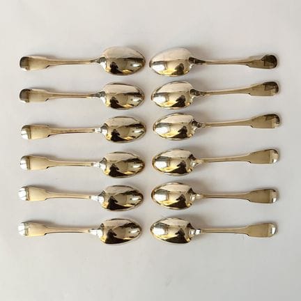 CHRISTOFLE 
Modell Cluny
12er-Set Esslöffel aus ve