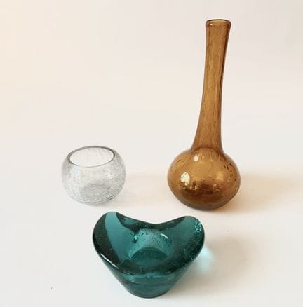 BIOT UND SONSTIGES
Dreiteiliges Set aus Glas mit B