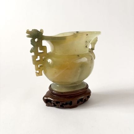 CHINA – 20. JAHRHUNDERT 
Schalenbecher aus Serpent