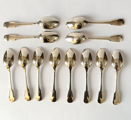 CHRISTOFLE 
Modell Cluny
12er-Set Kaffeelöffel aus
