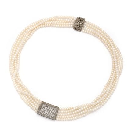 COLLANA A GIRO COLLO composta da 5 fili di perle c