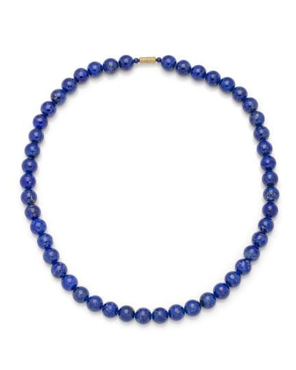 HALSKETTE aus 50 Lapislazuli-Perlen, verziert mit 