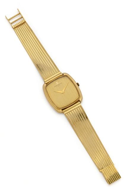 BAUME  MERCIER GINEVRA
Orologio da polso di forma 