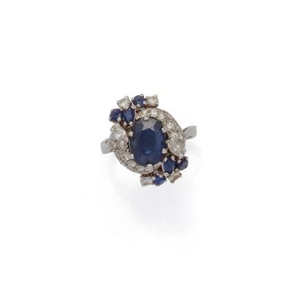 ANELLO in oro bianco 18 carati (750/1000) con al c