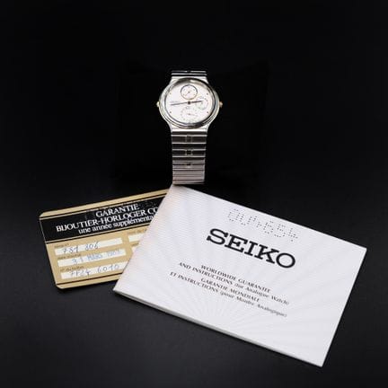SEIKO 
Montre-chrono mixte analogique en acier, mo