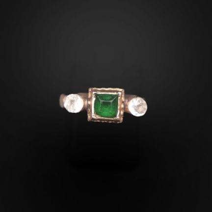 Anello con montatura in oro giallo 18 carati (750°