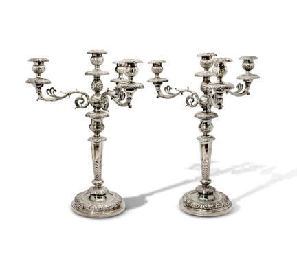 JANTZEN: PAR DE CANDELABROS RUSOS DE PLATA DE CUAT