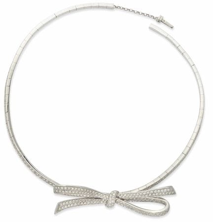 COLLANA CON COLLETTO A FIOCCO IN DIAMANTI E ORO BI