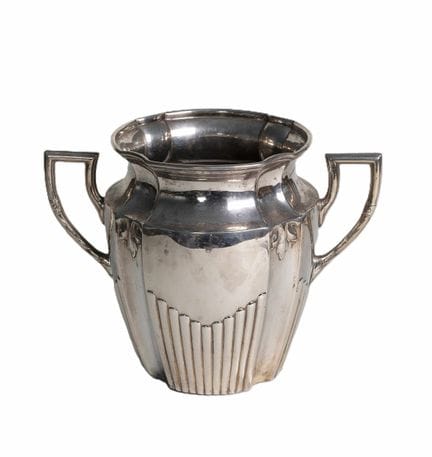 WMF ART DECO SILVER PLATED TWO-HANDLED VASE
Hallma