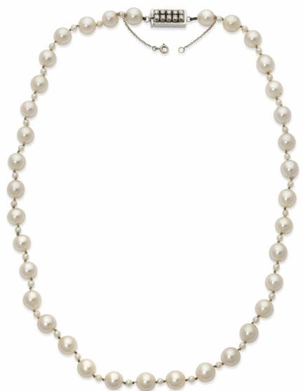 COLLANA DI PERLE COLTIVATE CON CHIUSURA
Collana di