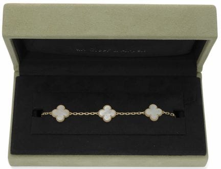VAN CLEEF &amp; ARPELS 
BRACCIALE “ALHAMBRA” IN OR