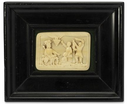 KHOLMOGORY – MINIATUR AUS GESCHNITZTEM KNOCHEN „DA