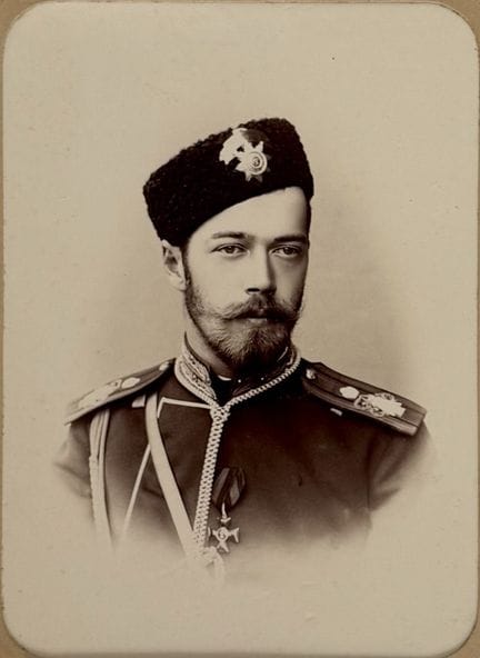 NIKOLAUS II.
Porträt in der Offiziersuniform der k