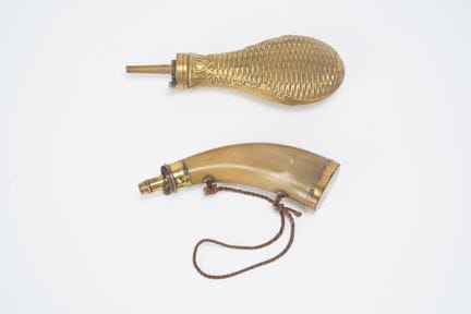 EUROPE, 19th/20th century, set of 2 powder flasks: