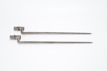 EUROPE, 18th century, set of 2 bayonets with scabb