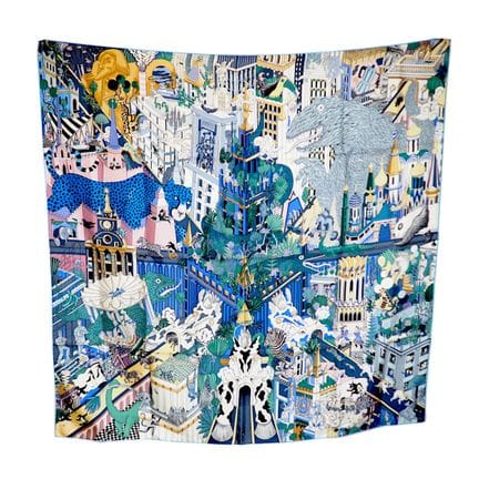 HERMÈS 
Carré Hermès en soie 90 x 90 cm "Animapoli