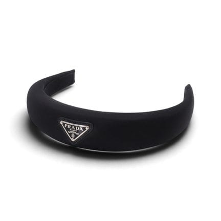 PRADA
Accessoire de tête Prada, composé de nylon n