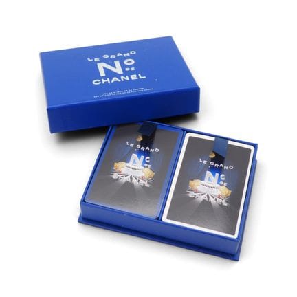 CHANEL 
Jeu de tarot Chanel de 78 cartes en éditio