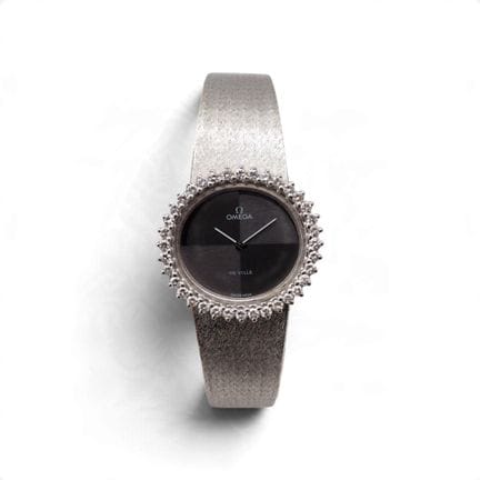 OMEGA
18K white gold watch with a mechanical movem