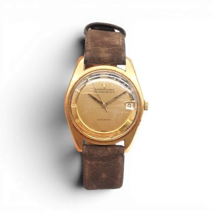 UNIVERSAL GENEVE
Polerouter Date watch, with a sel