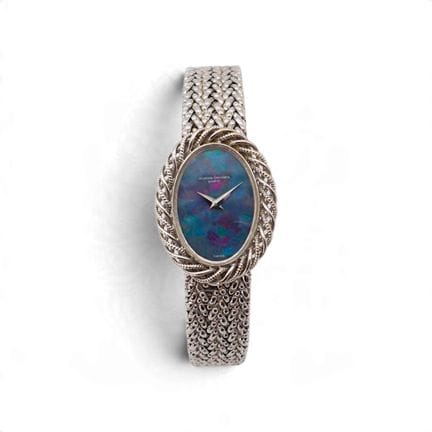 VACHERON CONSTANTIN
Ladies' watch with a manual-wi