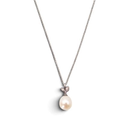 TIFFANY & CO
Collier signé Tiffany  Co comportant 