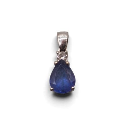 Pendentif en or blanc 18 K, 750/1000, serti d'un s