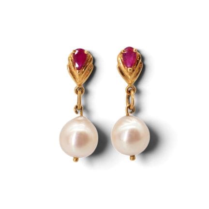 Boucles d'oreilles en or jaune 18 K, 750/1000, pen