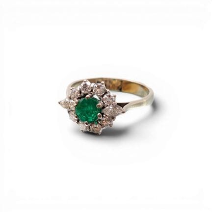 Bague fleur en or gris 18K, 750/1000, sertie de 8 