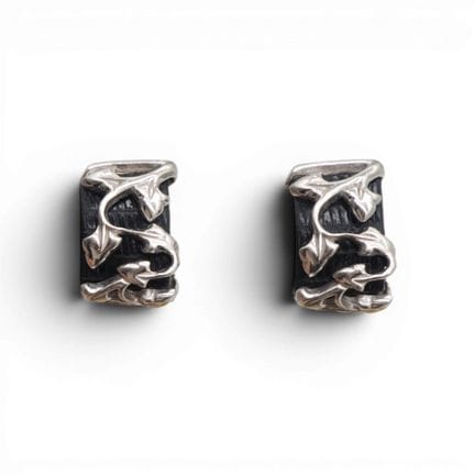 VAN DER BAUWEDE
Boucles d'oreilles signées Van der