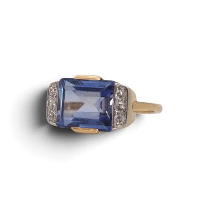 Bague en or jaune 18 K, 750/1000, sertie de 6 diam