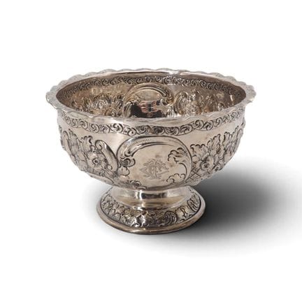 WAKELY  WHEELER
Coupe sur piédouche en argent Ster