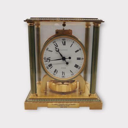 JAEGER-LECOULTRE
Horloge de table signée Jaeger-Le