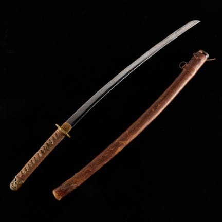 Katana militaire japonais datant de la Seconde Gue