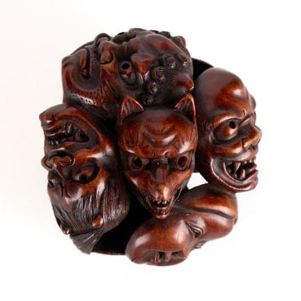 Ornement japonais « katabori netsuke » ou « okimon