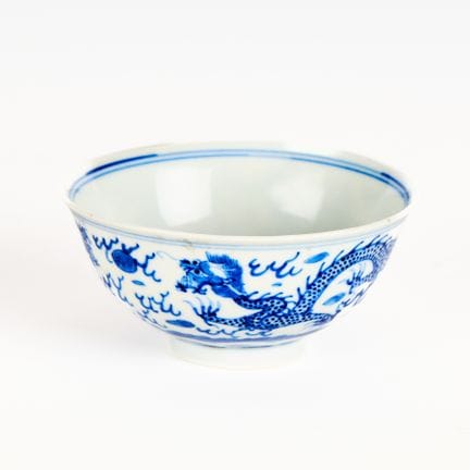 Tasse ou bol à thé en porcelaine bleue et blanche 