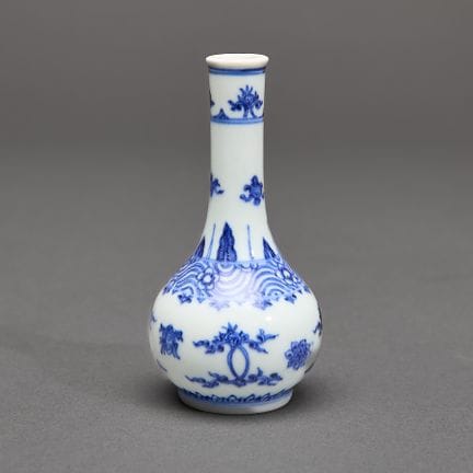Vaso cinese in porcellana blu e bianca del periodo