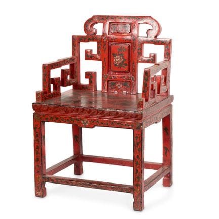 Fauteuil chinois en bois laqué rouge et noir, XXe 