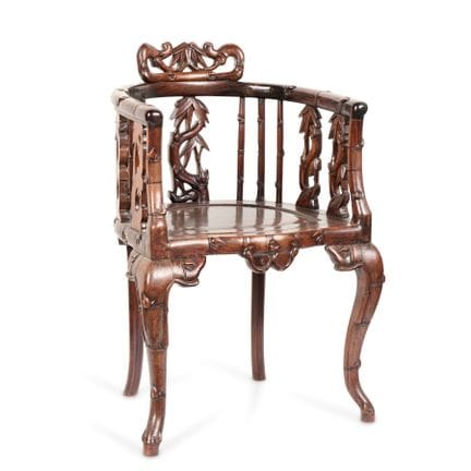 Fauteuil d'angle chinois en bois dur sculpté, XIXe