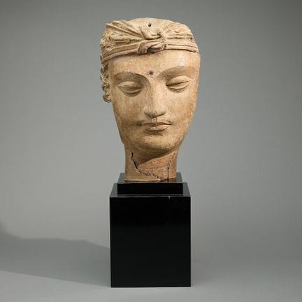 Grand buste antique en stuc sculpté du Gandhara re