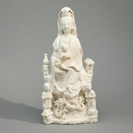 Figurine chinoise en porcelaine « blanc de Chine »