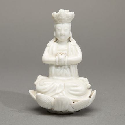 Figurine chinoise en porcelaine « blanc de Chine »