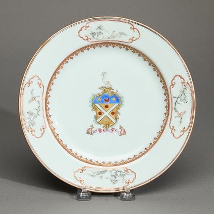 Assiette chinoise en porcelaine armoriée destinée 
