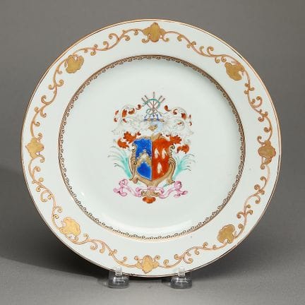 Assiette chinoise en porcelaine armoriée destinée 